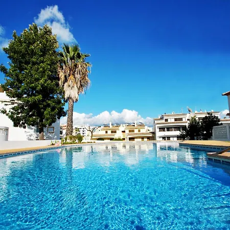 Apartment In Olhos D Agua Near Beaches Apartman *